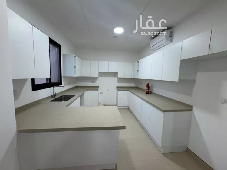 فيلا للبيع في شارع رقم 1202, حي سدرة, مدينة الرياض, منطقة الرياض صورة 2