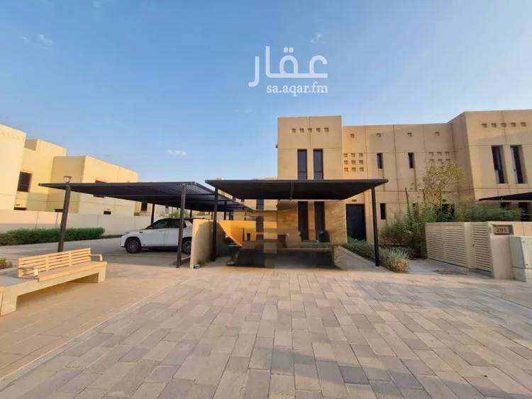 Villa for Sale in Riyadh King Khalid International Airport