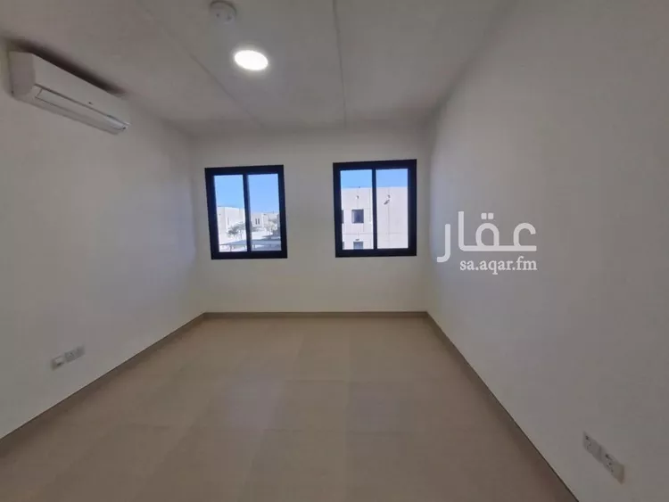 فيلا للبيع في شارع رقم 1005, حي سدرة, مدينة الرياض, منطقة الرياض 12