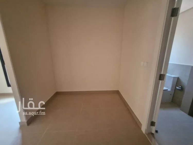 فيلا للإيجار في شارع رقم 2025, حي سدرة, مدينة الرياض, منطقة الرياض 15