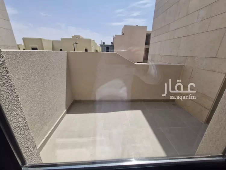 فيلا للإيجار في شارع رقم 1022, حي سدرة, مدينة الرياض, منطقة الرياض صورة 2