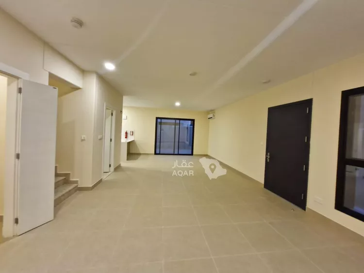 فيلا للإيجار في شارع رقم 2063, حي سدرة, مدينة الرياض, منطقة الرياض صورة 2