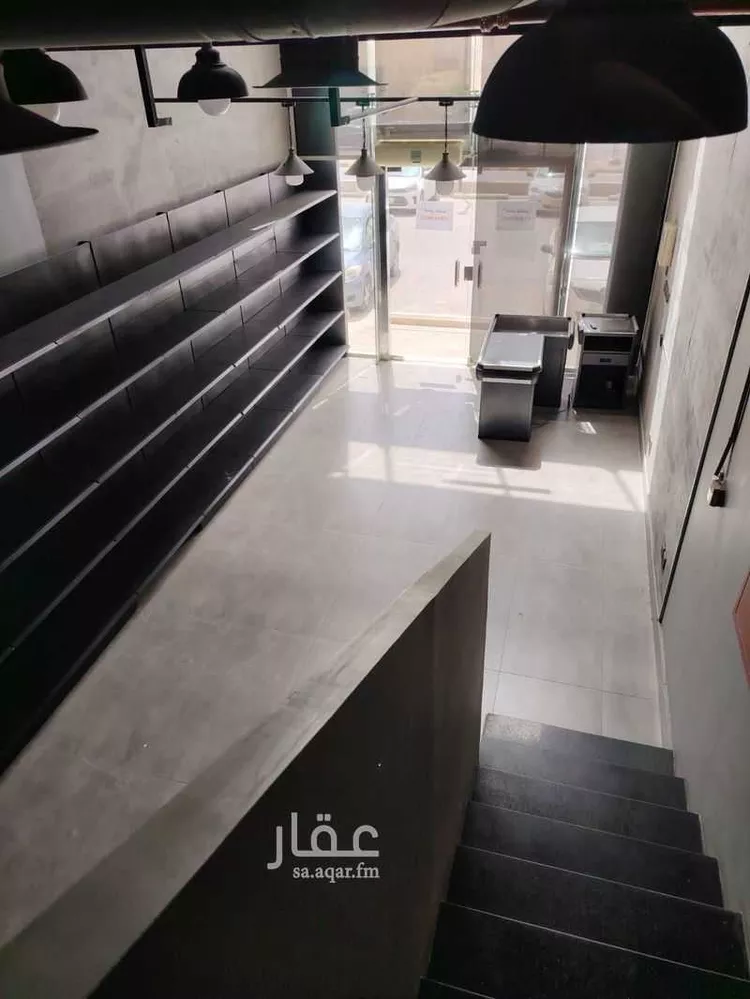 محل للإيجار في شارع طريق الامير محمد بن سعد بن عبد العزيز, حي الملقا, مدينة الرياض, منطقة الرياض صورة 3