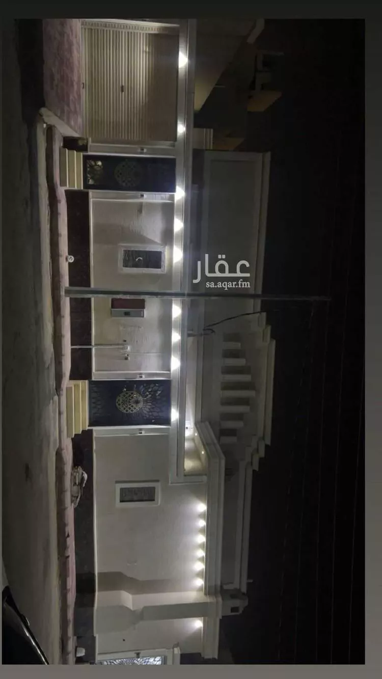 Villa for Sale in Al Muzahimiyah Ghirnatah