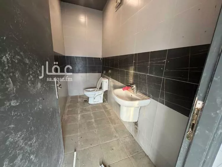 Shop for Rent in Jeddah Ar Rihab صورة 5