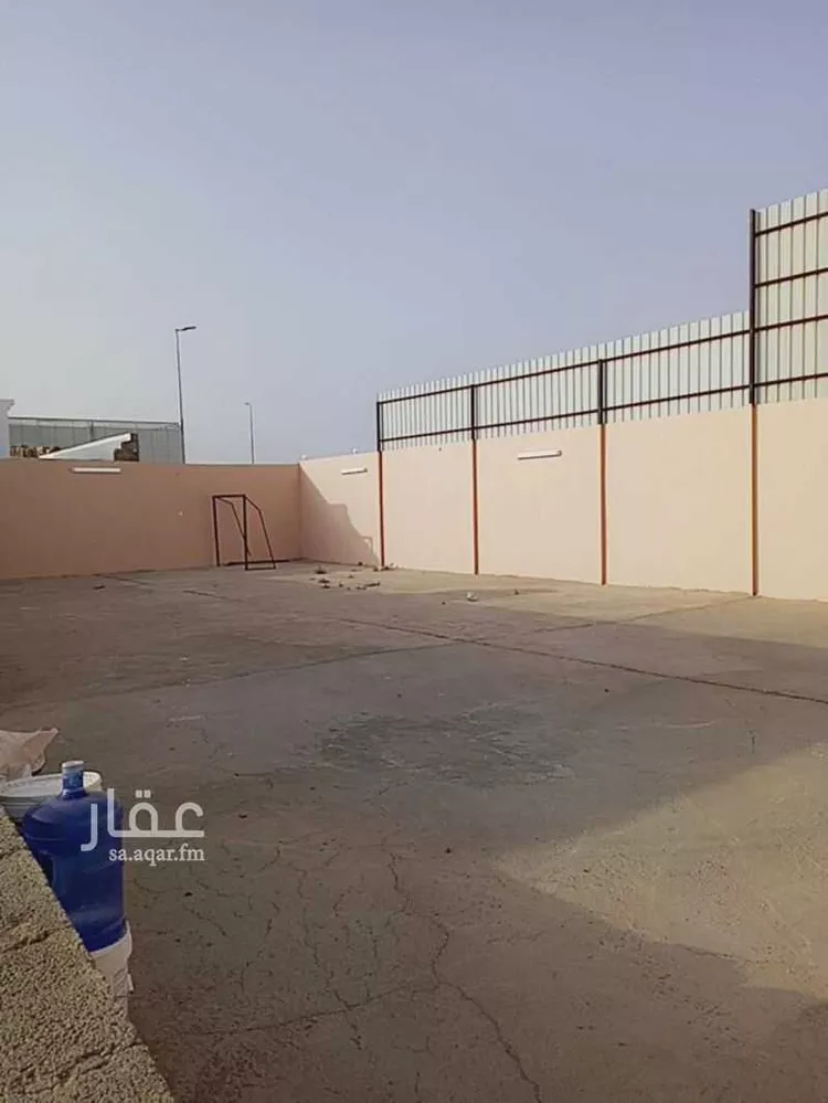 Rest House for Sale in Medina Warqan
