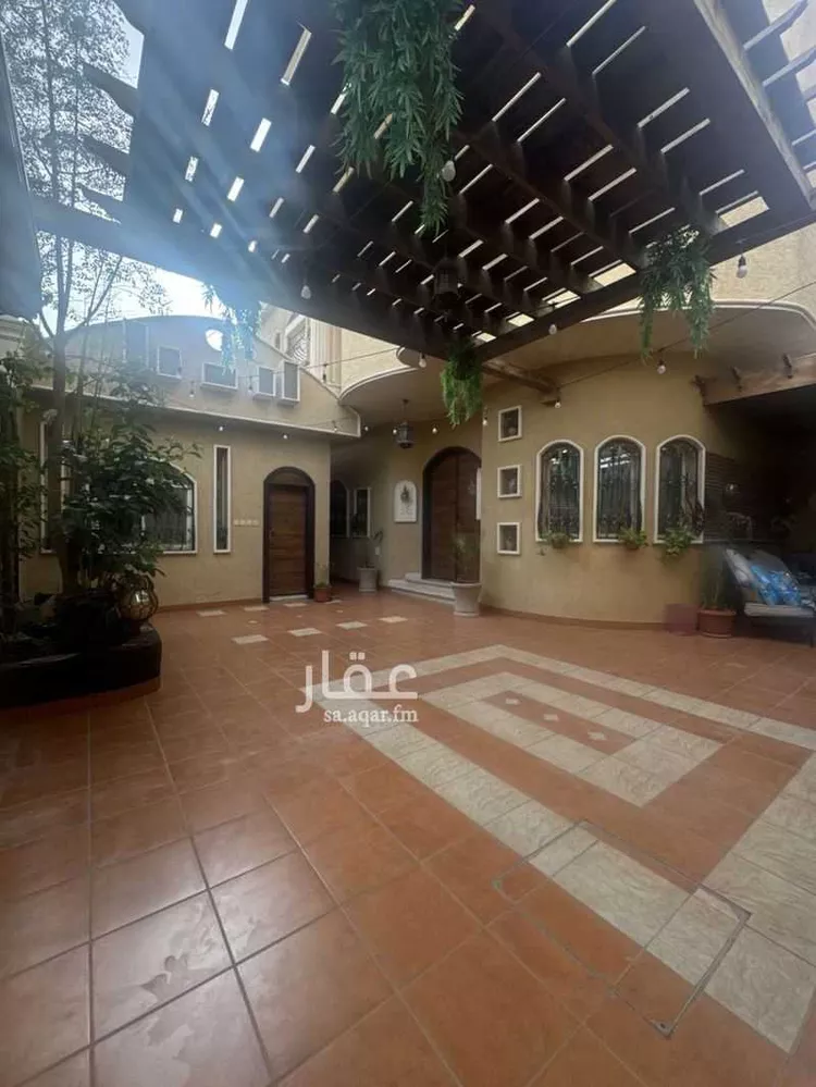 فيلا للبيع في شارع الكاف, حي إشبيلية, مدينة الرياض, منطقة الرياض صورة 4