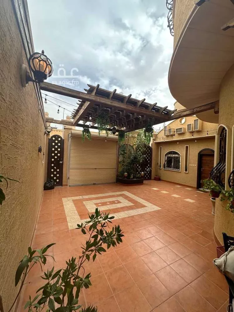 فيلا للبيع في شارع الكاف, حي إشبيلية, مدينة الرياض, منطقة الرياض صورة 5