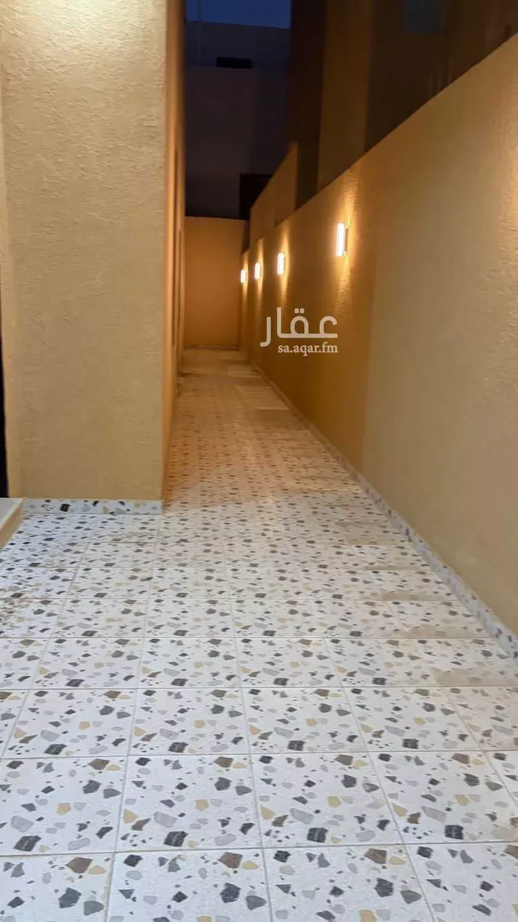 Floor for Rent in Riyadh Al Janadriyah
