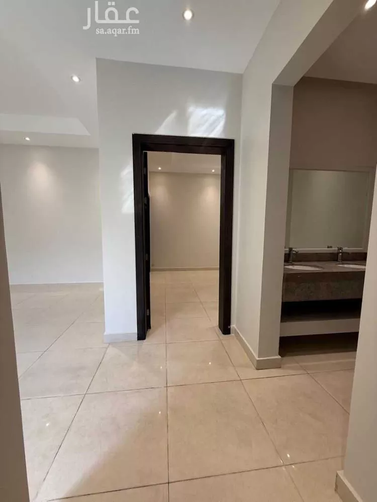 فيلا للإيجار في شارع الاصدقاء, حي البحيرة, مدينة الخبر, المنطقة الشرقية صورة 5