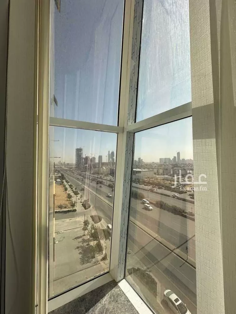 مكتب تجاري للإيجار في شارع الملك سلمان ابن عبدالعزيز سعود, حي القيروان, مدينة الرياض, منطقة الرياض 9