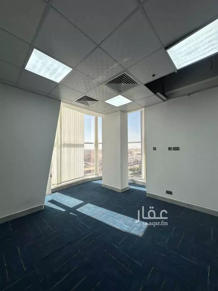 مكتب تجاري للإيجار في شارع الملك سلمان ابن عبدالعزيز سعود, حي القيروان, مدينة الرياض, منطقة الرياض 12