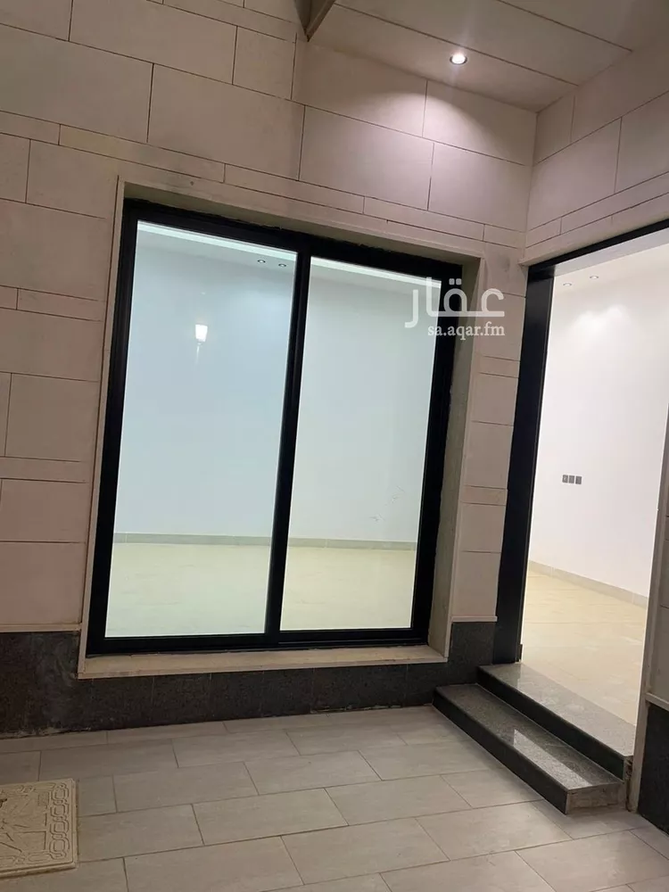 فيلا للإيجار في شارع عبدالله المويس, حي الرمال, مدينة الرياض, منطقة الرياض صورة 3