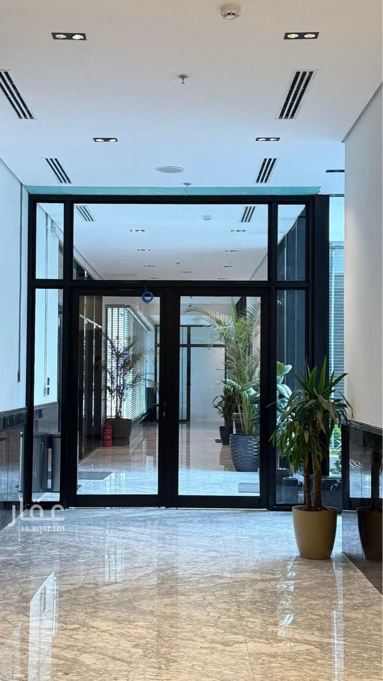 مكتب تجاري للإيجار في شارع انس بن مالك, حي النرجس, مدينة الرياض, منطقة الرياض صورة 2