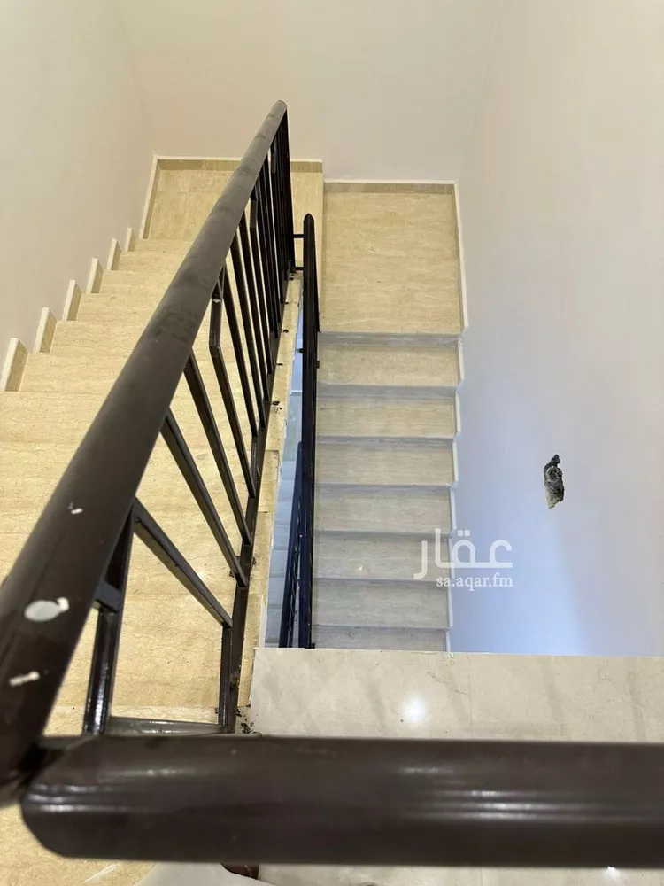 فيلا للبيع في شارع عمر الصفار, حي المرجان, مدينة الرياض, منطقة الرياض صورة 2