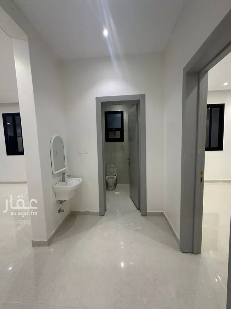 فيلا للبيع في شارع عمر الصفار, حي المرجان, مدينة الرياض, منطقة الرياض 13