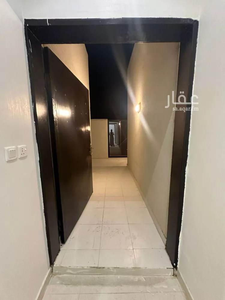 فيلا للبيع في شارع عمر الصفار, حي المرجان, مدينة الرياض, منطقة الرياض 10