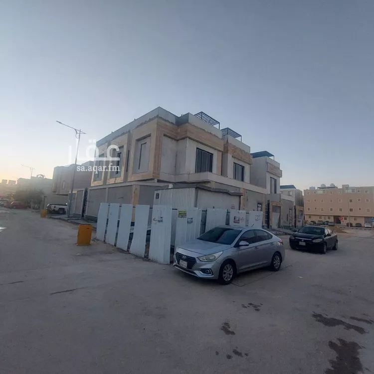 فيلا للبيع في شارع محمد بن أحمد بيري, حي العارض, مدينة الرياض, منطقة الرياض