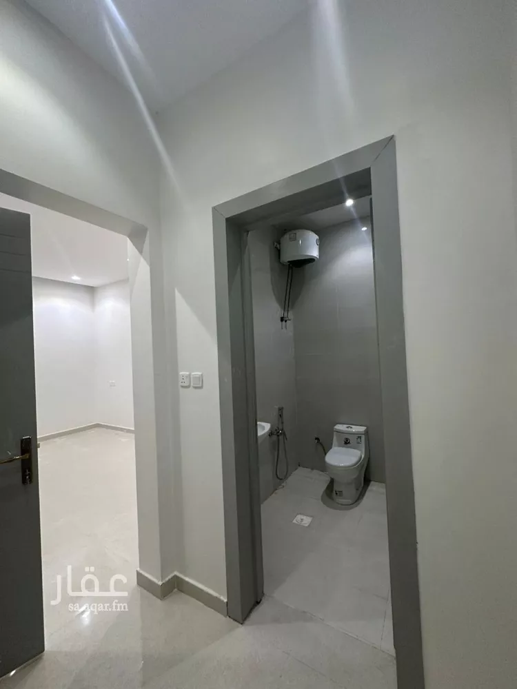 فيلا للبيع في شارع عمر الصفار, حي المرجان, مدينة الرياض, منطقة الرياض صورة 5