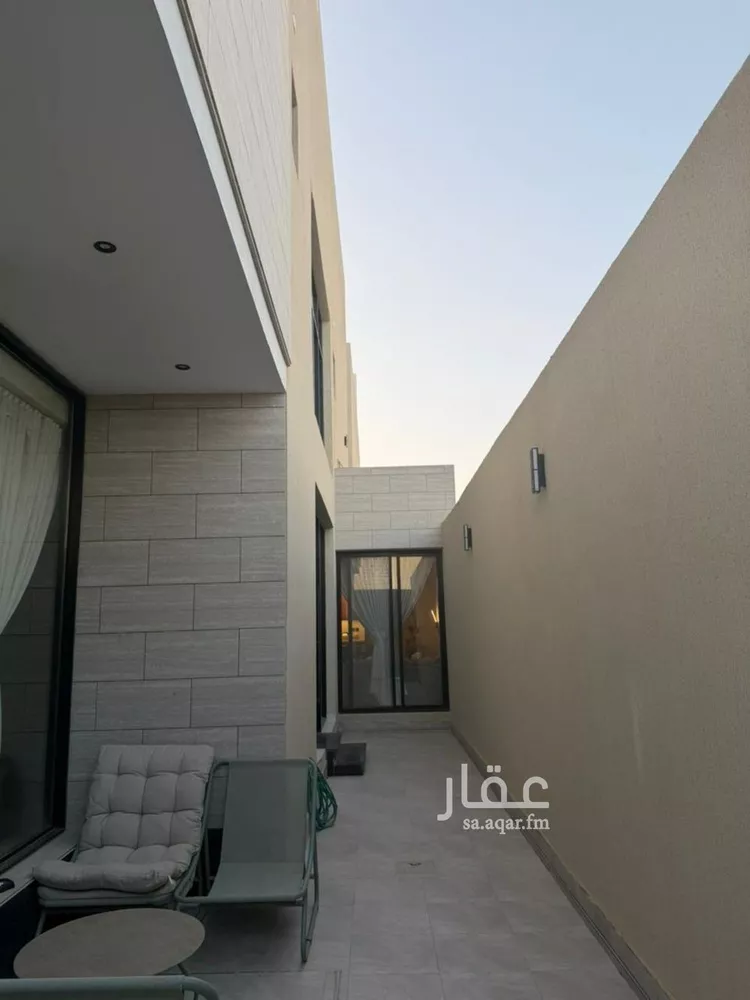 فيلا للبيع في شارع الامير فيصل بن بندر بن عبدالعزيز, حي النرجس, مدينة الرياض, منطقة الرياض صورة 2