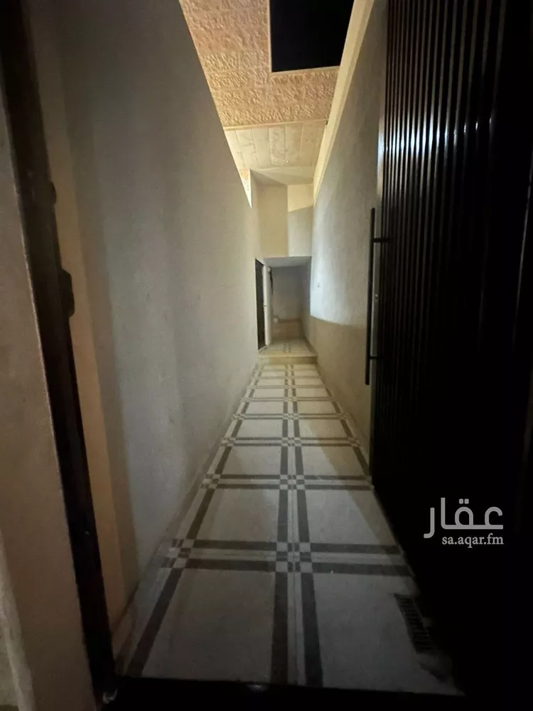 فيلا للبيع في شارع عمر الصفار, حي المرجان, مدينة الرياض, منطقة الرياض 11