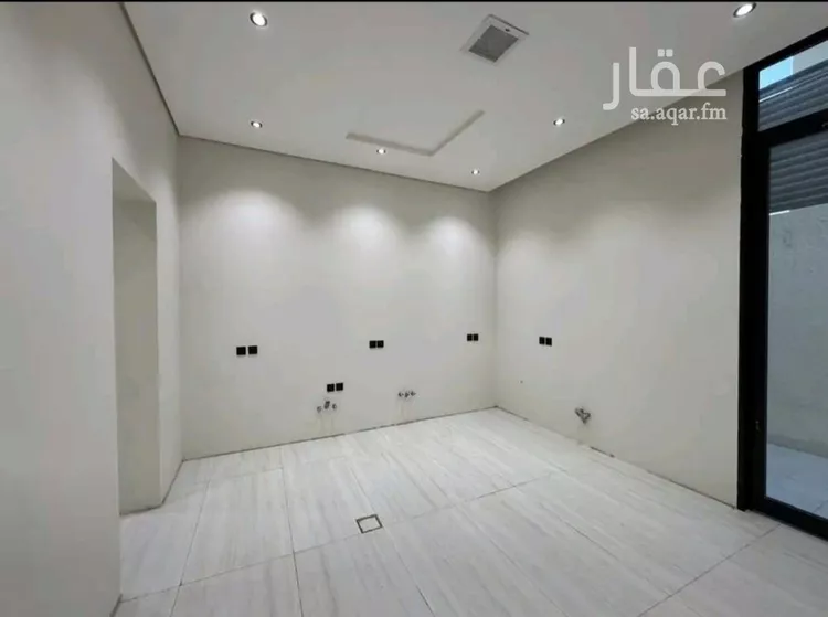 فيلا للبيع في شارع مساعد بن أحمد السديري, حي العارض, مدينة الرياض, منطقة الرياض صورة 4