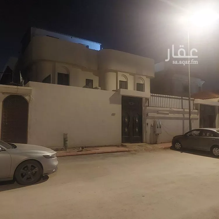 فيلا للبيع في شارع عبدالله بن مصعب, حي العقيق, مدينة الرياض, منطقة الرياض
