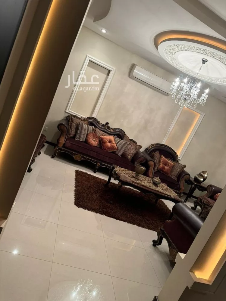 فيلا للبيع في شارع الحبيل, حي النفل, مدينة الرياض, منطقة الرياض صورة 3