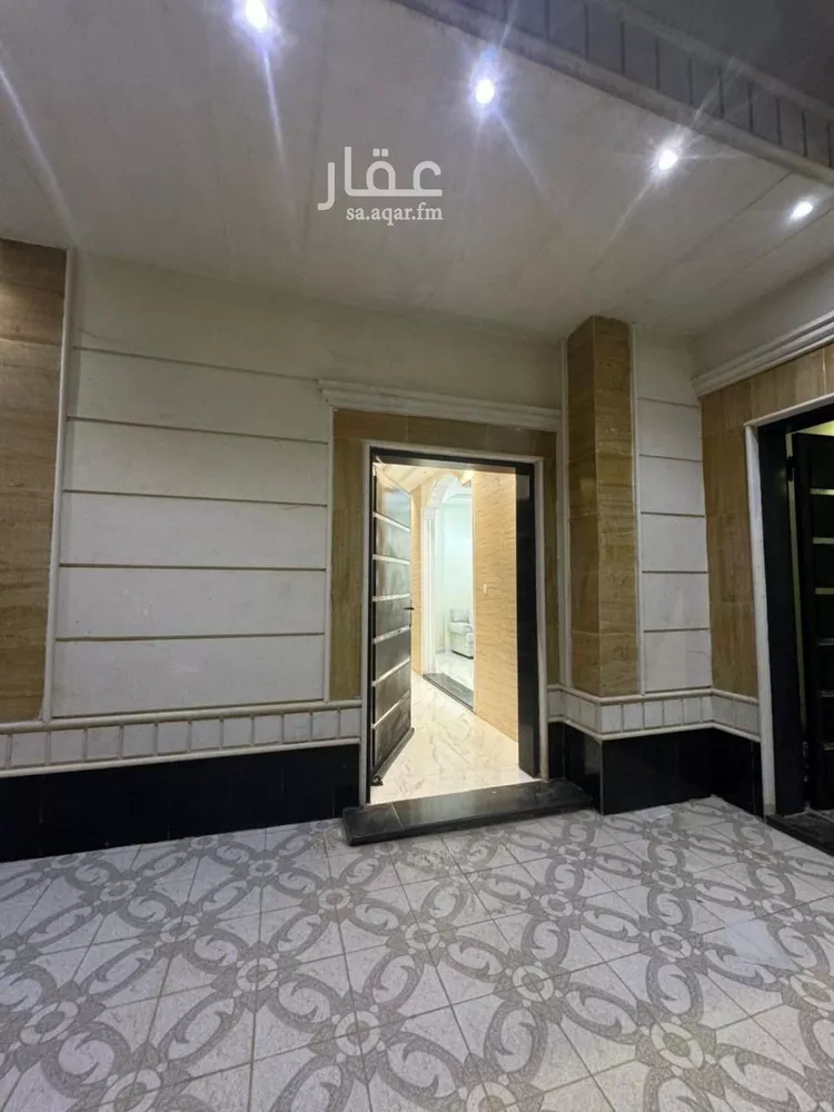 فيلا للبيع في شارع محمد المفرج, حي طويق, مدينة الرياض, منطقة الرياض 12