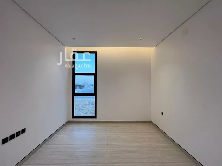 Floor for Sale in Riyadh Al Arid 8