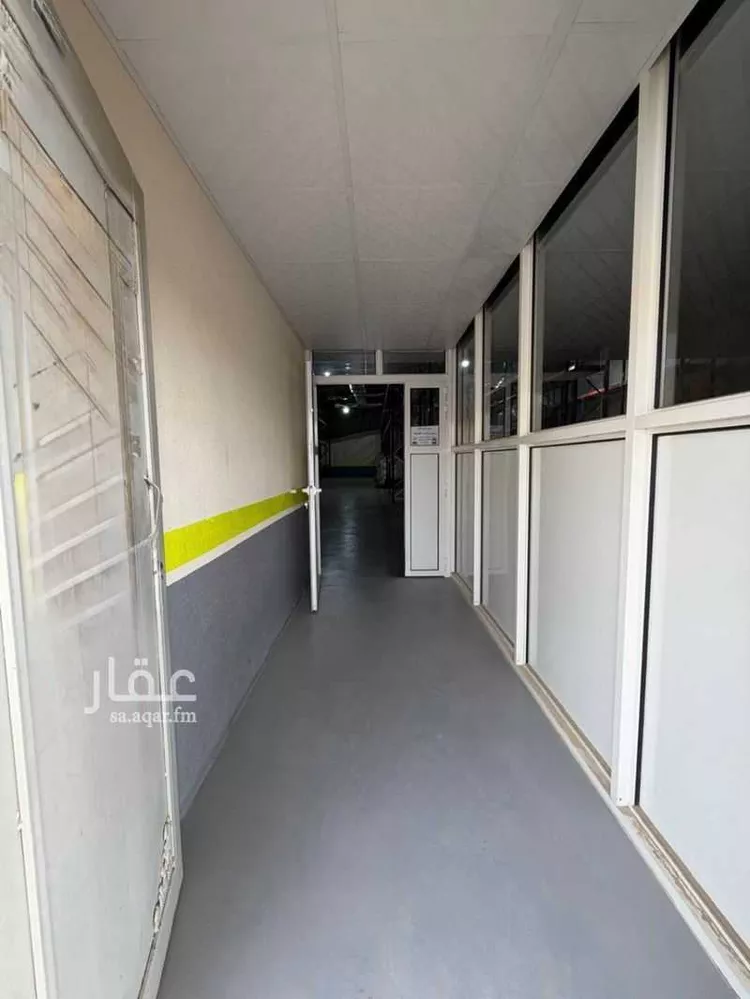 مستودع للإيجار في شارع توران, حي العزيزية, مدينة الرياض, منطقة الرياض صورة 4