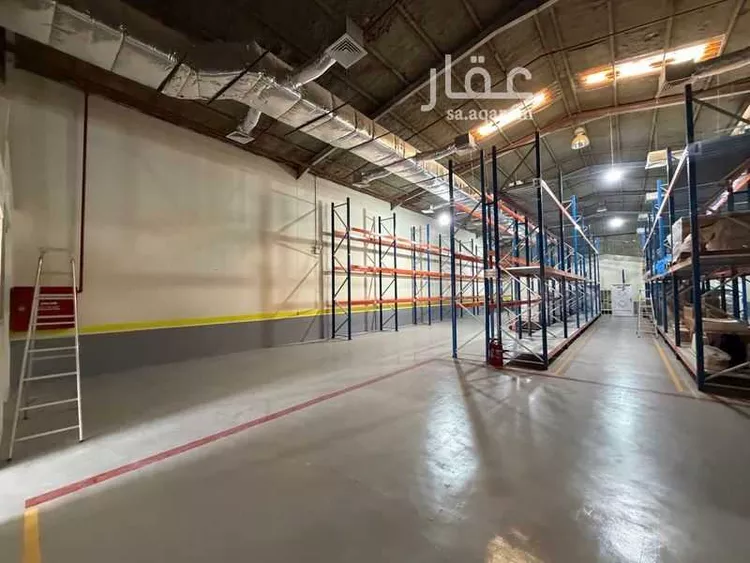 مستودع للإيجار في شارع توران, حي العزيزية, مدينة الرياض, منطقة الرياض 6
