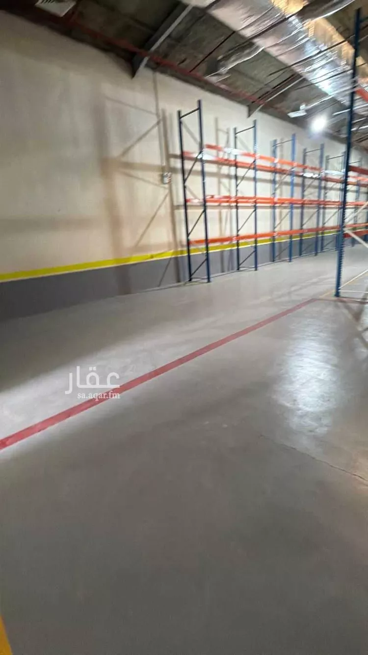 مستودع للإيجار في شارع توران, حي العزيزية, مدينة الرياض, منطقة الرياض 7