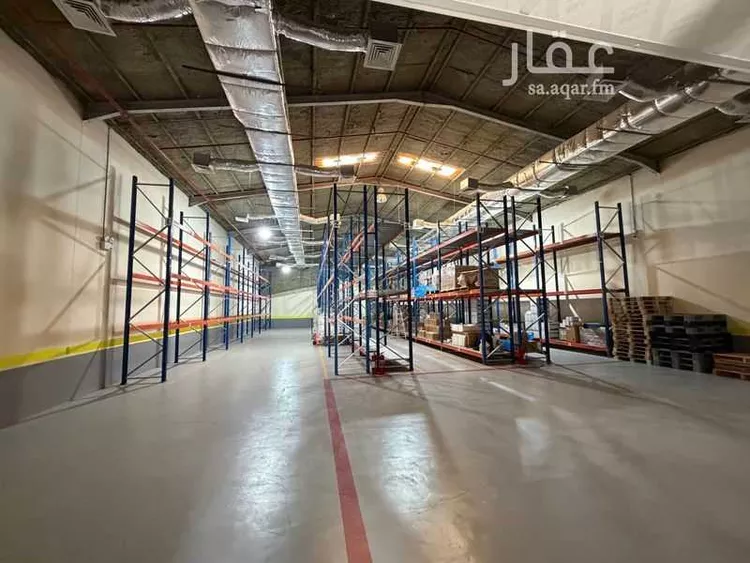 مستودع للإيجار في شارع توران, حي العزيزية, مدينة الرياض, منطقة الرياض صورة 4