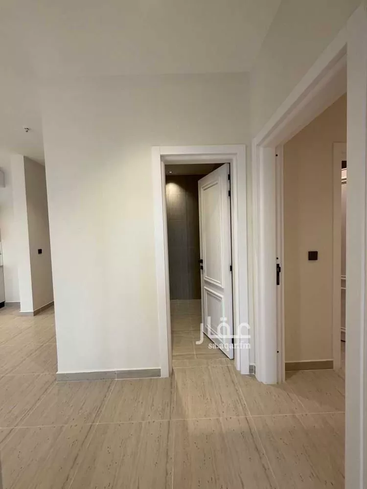 شقة للإيجار في شارع محمد بن ناصر المبارك, حي عرقة, مدينة الرياض, منطقة الرياض