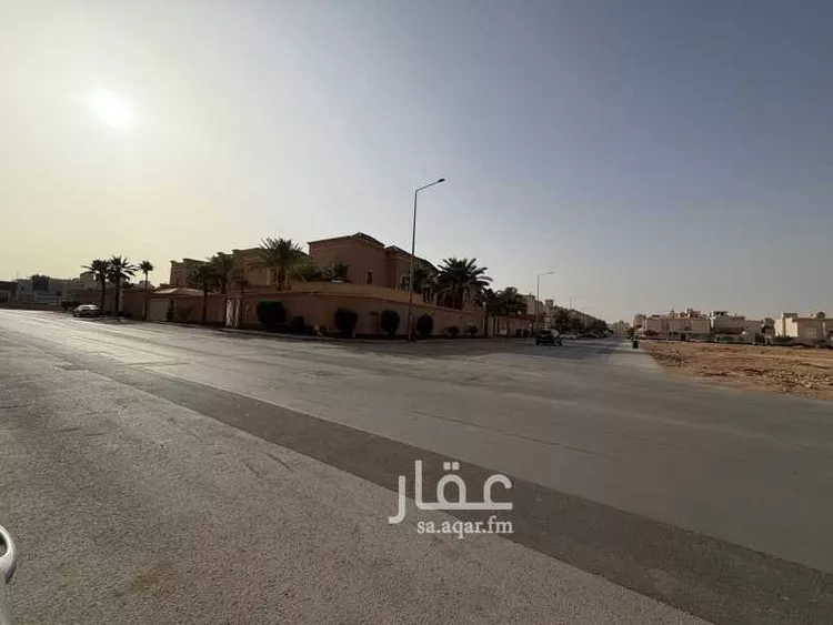 فيلا للبيع في شارع خالد محمد خالد, حي عرقة, مدينة الرياض, منطقة الرياض صورة 2