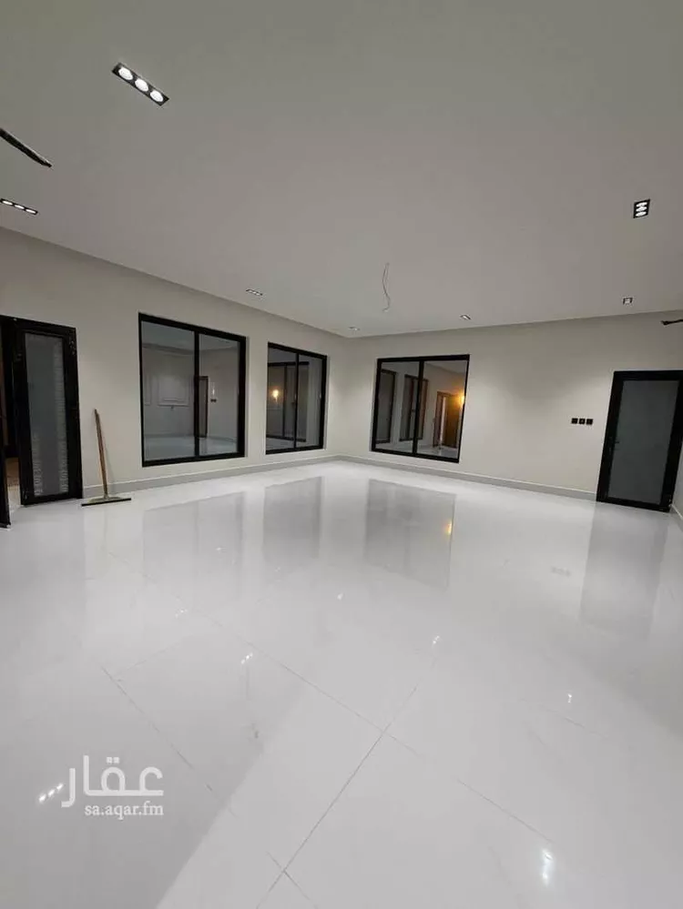 دور للبيع في شارع قصر الوزية, حي الحمراء الثاني, مدينة الاحساء, المنطقة الشرقية صورة 5