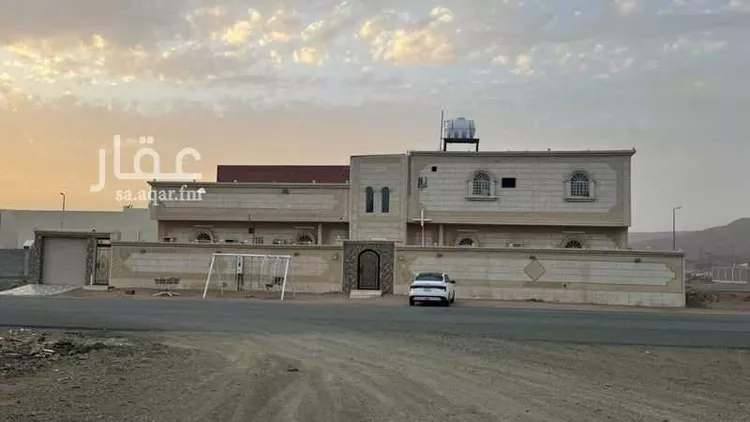 Floor for Sale in Al Jumum Al Kheef