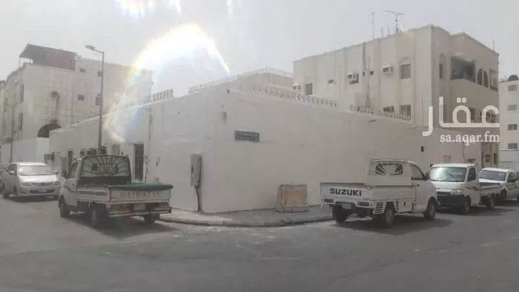 عمارة للبيع في شارع وادي القيم, حي العزيزية, مدينة جدة, منطقة مكة المكرمة