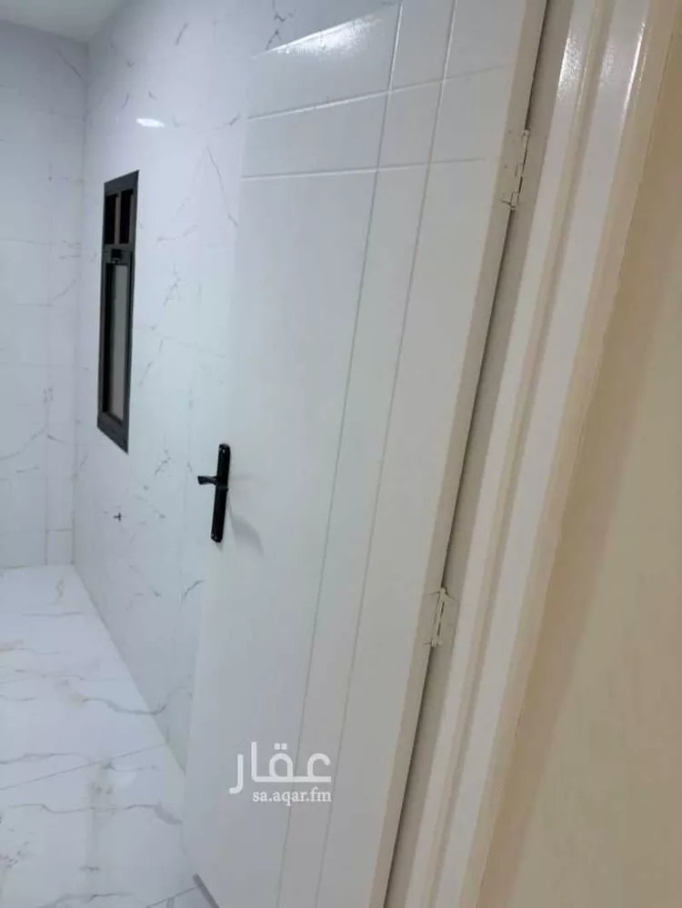 عمارة للبيع في شارع العصامي, حي منفوحة, مدينة الرياض, منطقة الرياض صورة 5