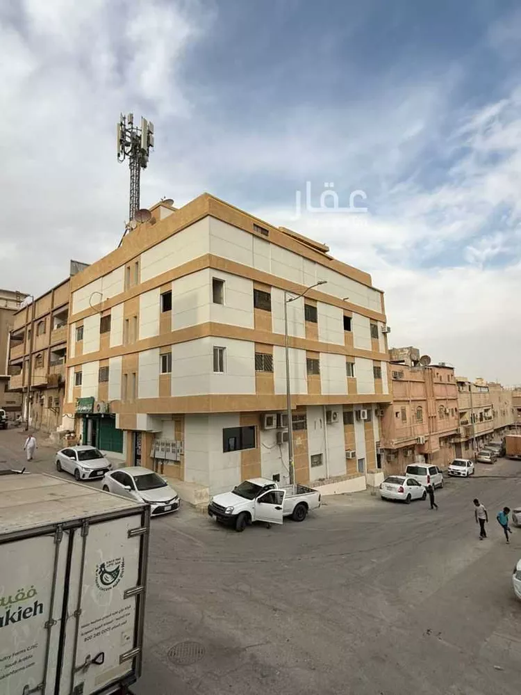 عمارة للبيع في شارع مبايض, حي اليمامة, مدينة الرياض, منطقة الرياض صورة 2