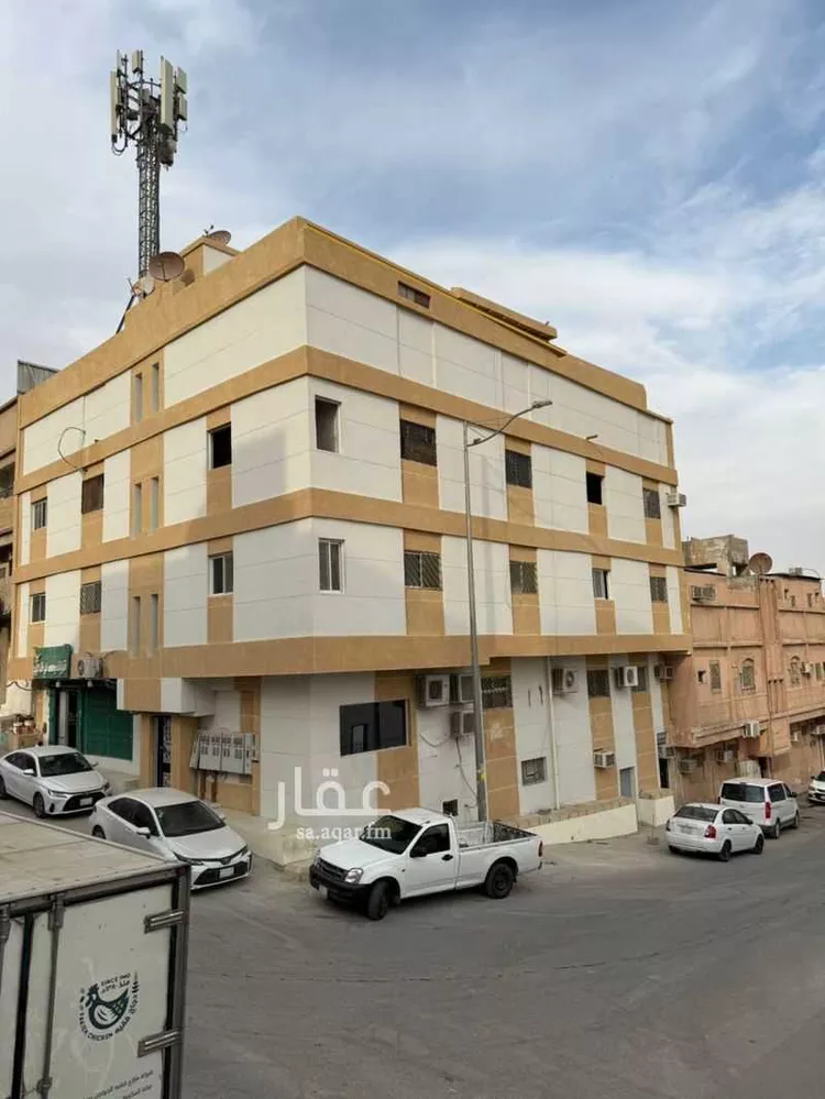 عمارة للبيع في شارع مبايض, حي اليمامة, مدينة الرياض, منطقة الرياض صورة 3