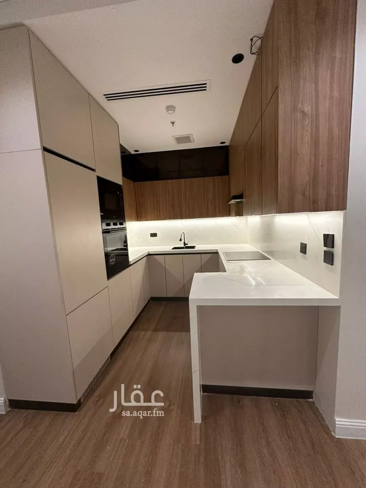 شقة للإيجار في شارع محمد بن عبدالعزيز الدغيثر, حي الملقا, مدينة الرياض, منطقة الرياض صورة 3