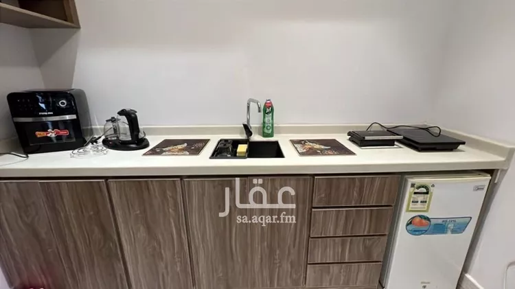 شقة للإيجار في شارع علي الأنصاري, حي الحمراء, مدينة الرياض, منطقة الرياض صورة 2