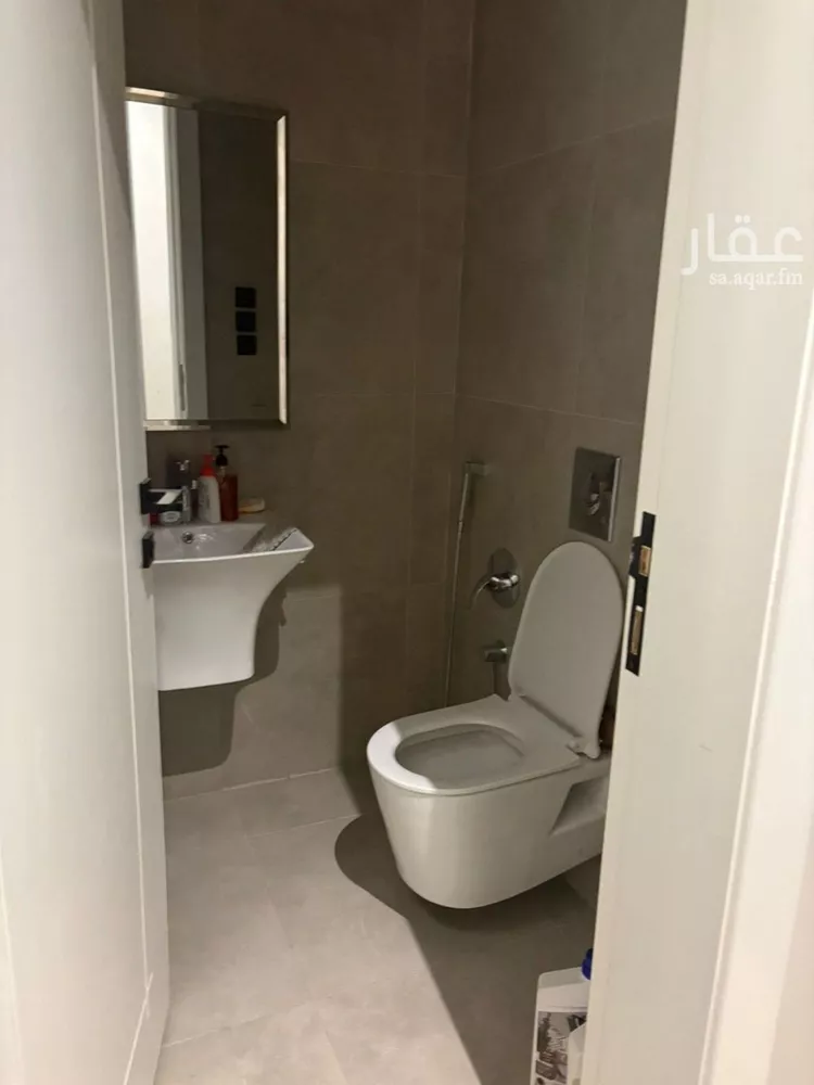 شقة للإيجار في شارع عبدالرحمن بن خميس, حي العارض, مدينة الرياض, منطقة الرياض صورة 3