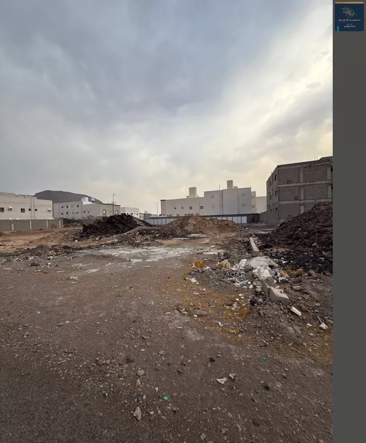 أرض للبيع في شارع محمد بن عبدالرحيم الحافظ, حي السكب, مدينة المدينة المنورة, منطقة المدينة المنورة 4