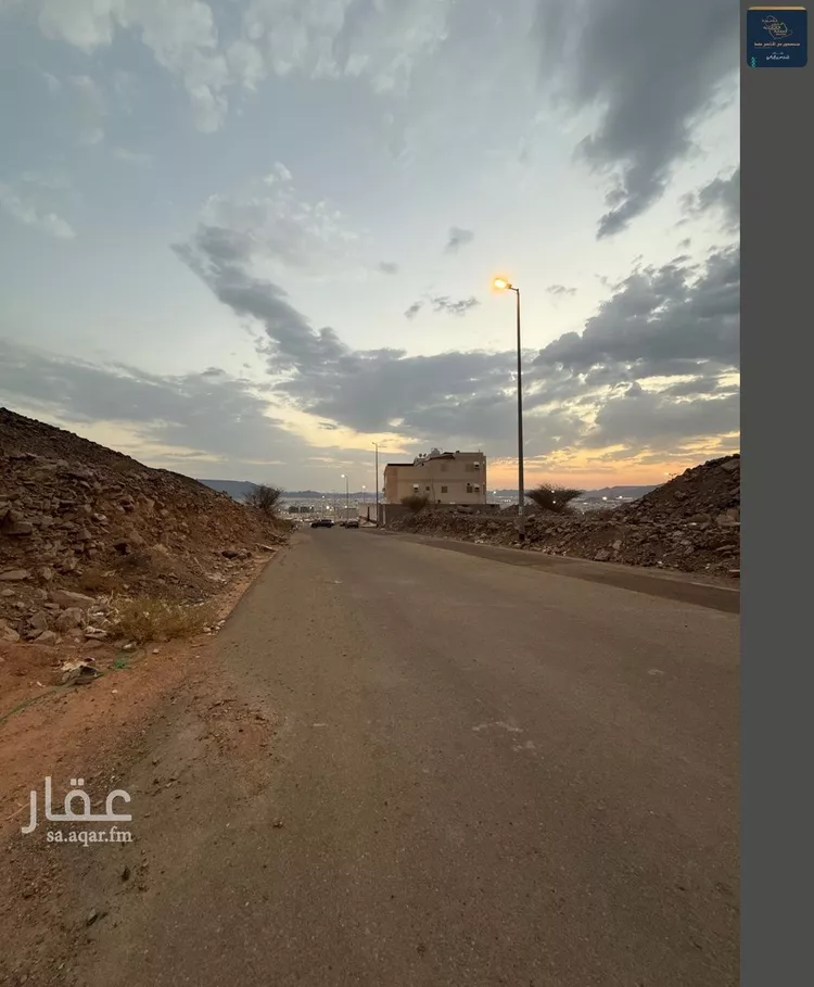 أرض للبيع في شارع اسحاق بن الحكم الاسدي, حي جبل عير, مدينة المدينه المنوره, منطقة المدينة المنورة صورة 4