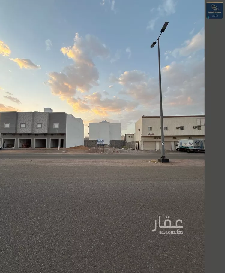 أرض للبيع في شارع محمد بن احمد بن عثمان, حي الحساء, مدينة المدينة المنورة, منطقة المدينة المنورة