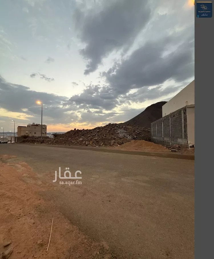 أرض للبيع في شارع اسحاق بن الحكم الاسدي, حي جبل عير, مدينة المدينه المنوره, منطقة المدينة المنورة