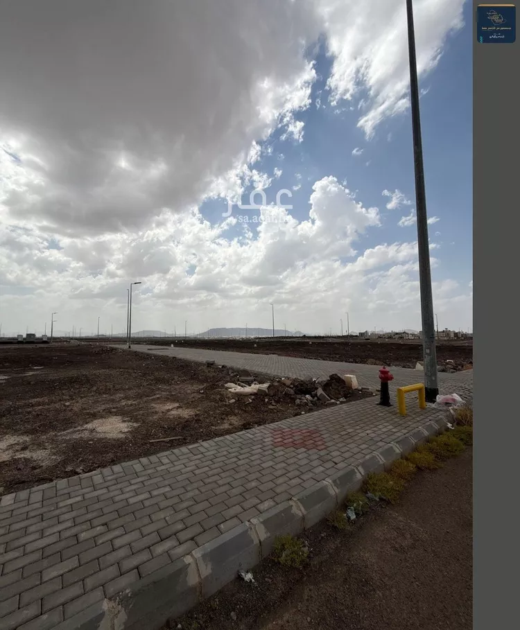 أرض للبيع في حي نبلاء, مدينة المدينة المنورة, منطقة المدينة المنورة 1 صورة